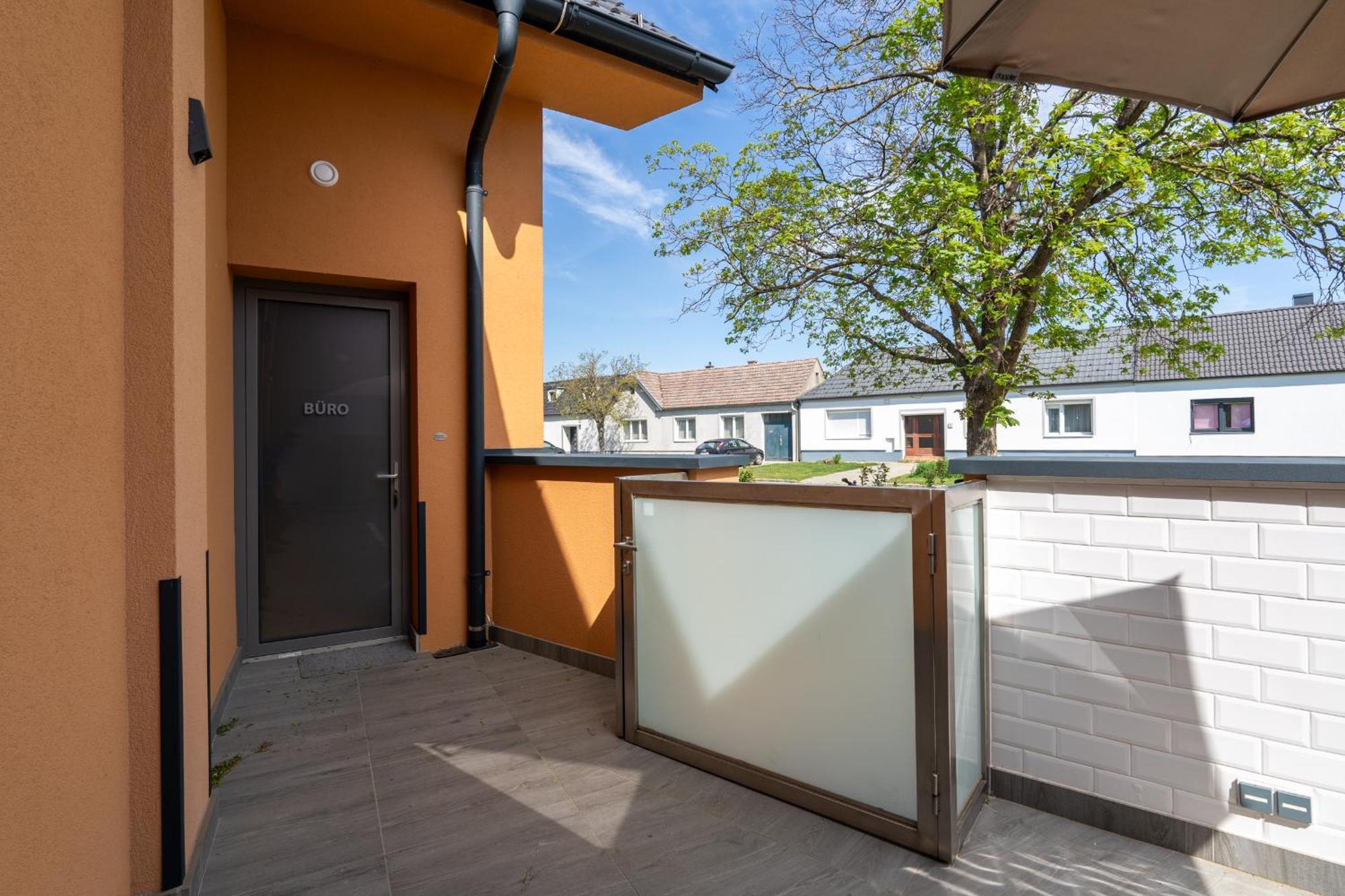 Pension Pannonia Parndorf Exterior foto